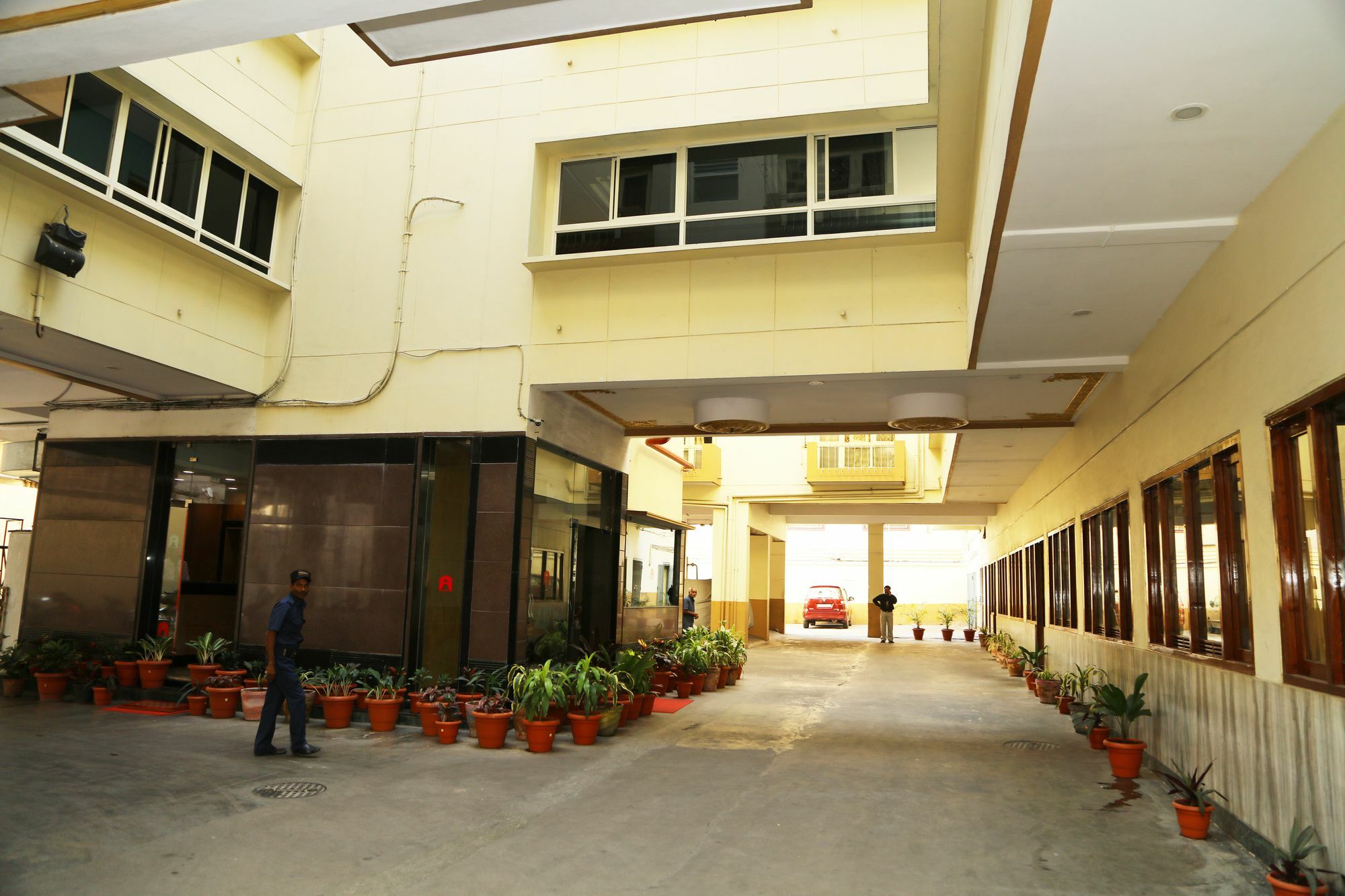 Hotel Panchratan Hyderabad Eksteriør bilde